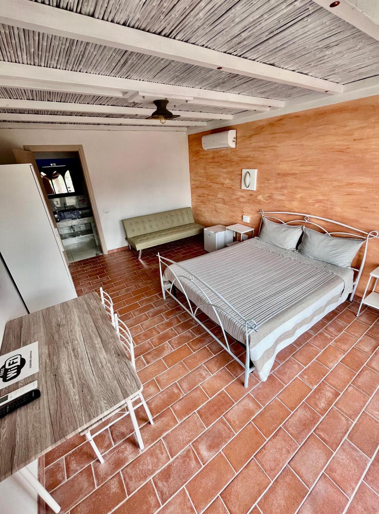 سارزانا B&B Alla Fortezza المظهر الخارجي الصورة
